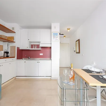 Cosy à - Proche De La - Ee Appartement